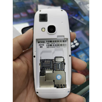 3310 Classic Feature Phone – 2.4" Display, Dual SIM, 1GB+512MB, 8MP Camera, FM, Bluetooth, Torch